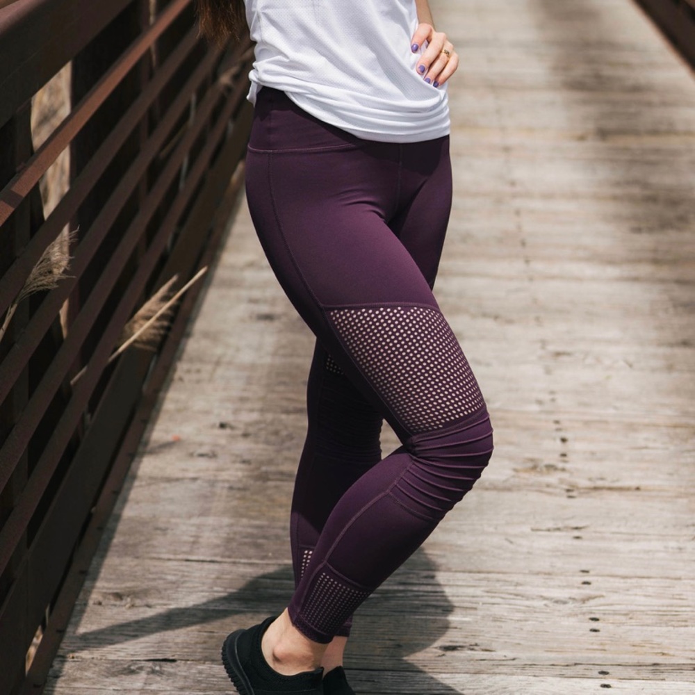 Zyia Blackberry Moto LightNTight 7/8 24” Leggings